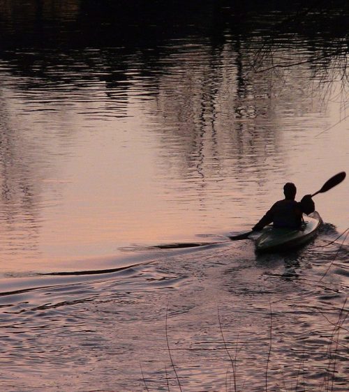 kayakers brie amazonienne kayakers brie amazonienne
