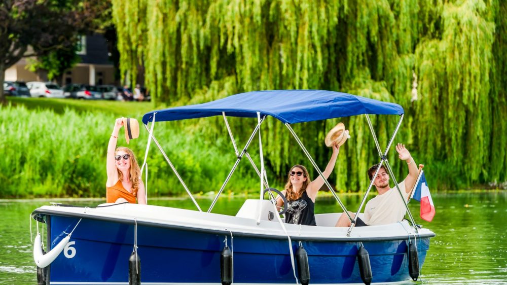 Balade en bateau électrique sans permis sur la Marne