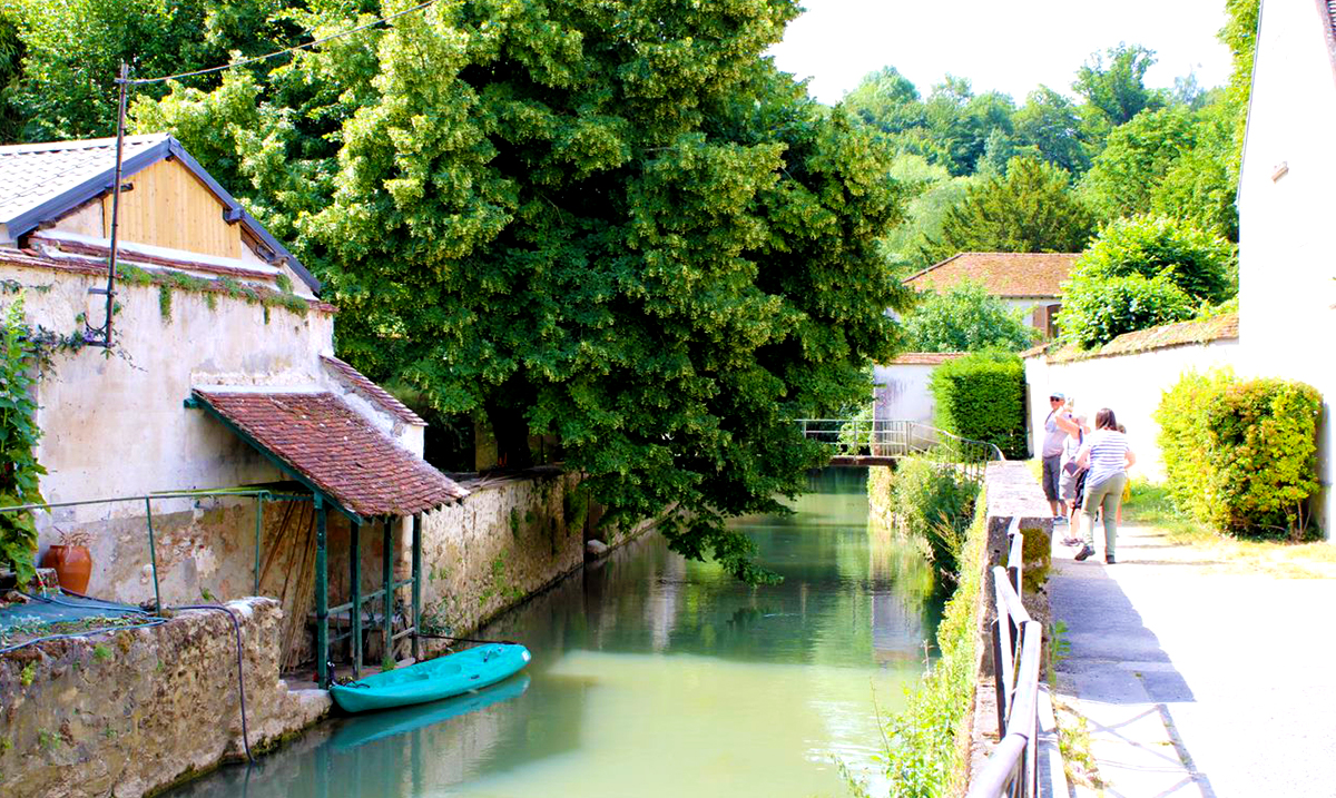 Crédits Photos : Coulommiers Pays de Brie Tourisme Crédits Photos : Coulommiers Pays de Brie Tourisme